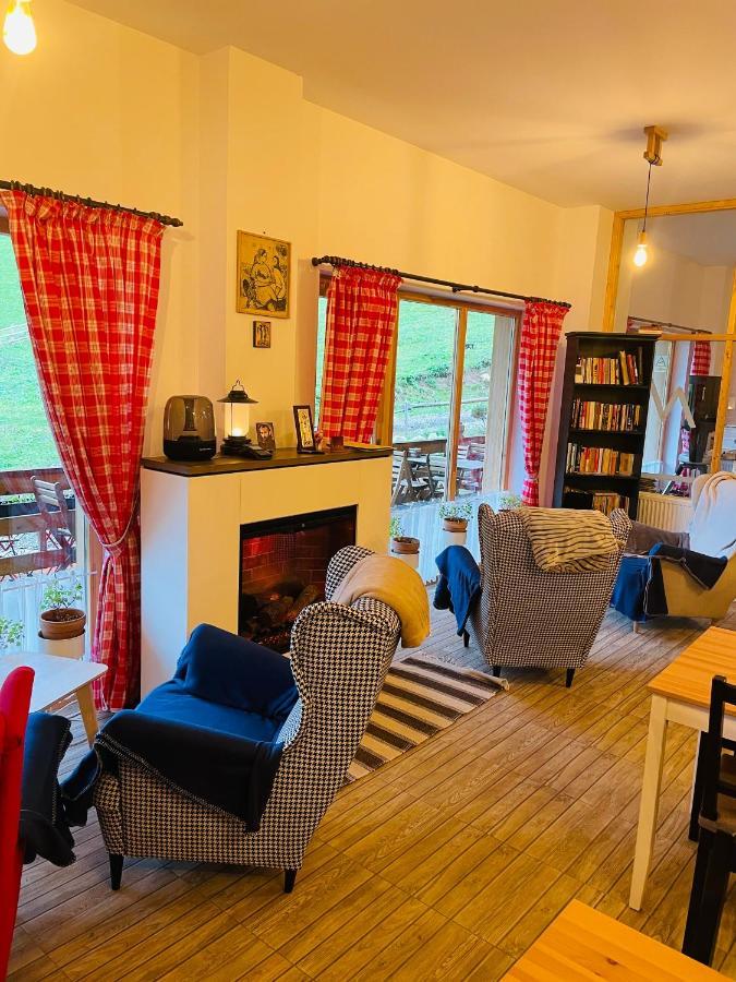 Andolia Villa Моечу де Жос Екстериор снимка